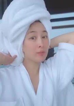 吃瓜博主头戴浴巾视频,吃瓜博主新潮流